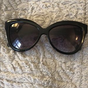 Women’s sunglasses
